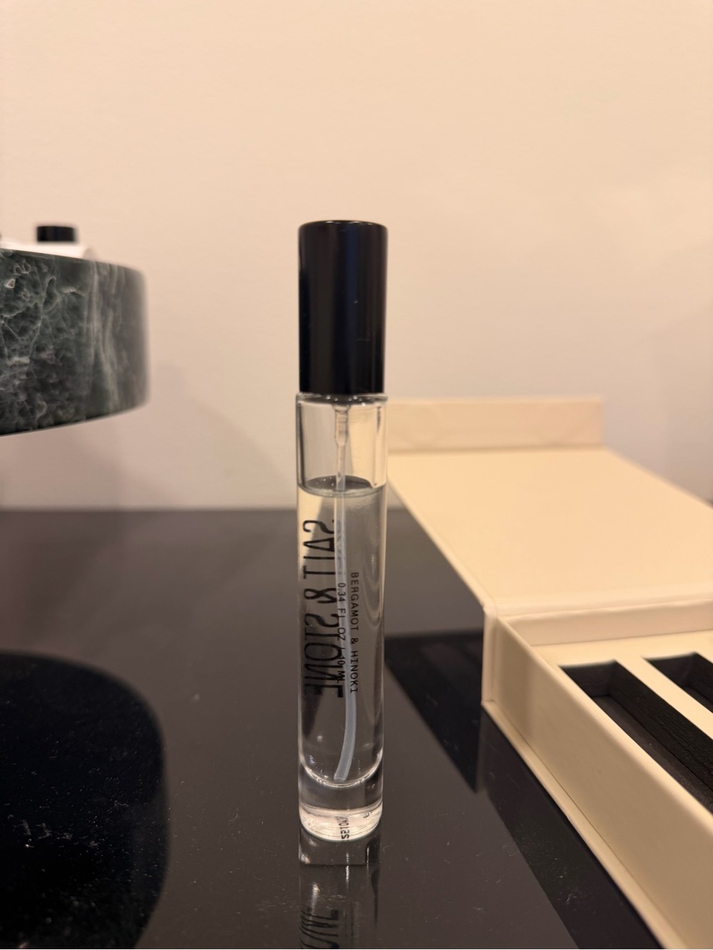 Almost new Salt & Stone two 10ml - Picture 4 of 4
